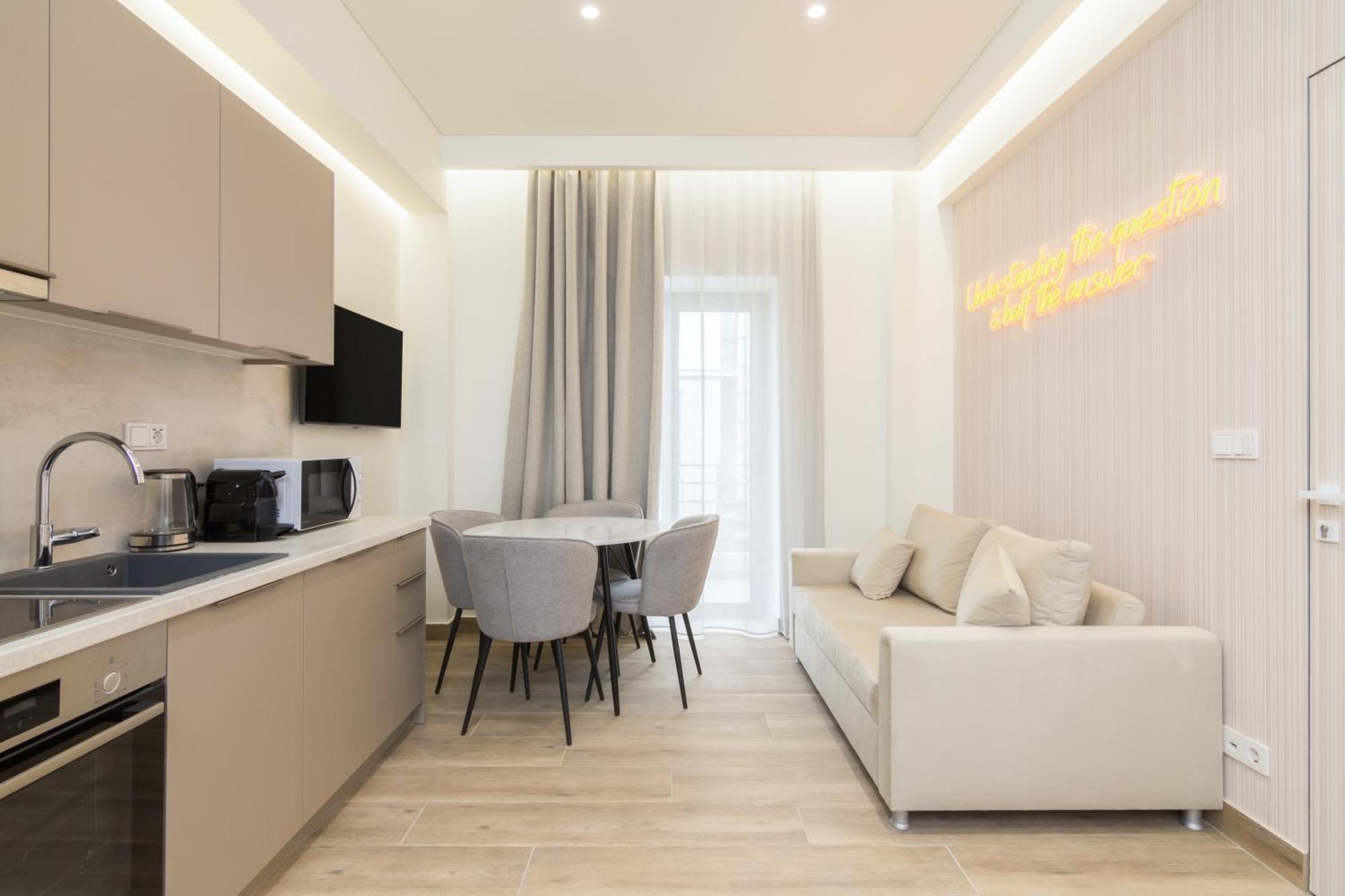 Socrates Fully Equipped Apartments With Unique Design Athen Exterior foto